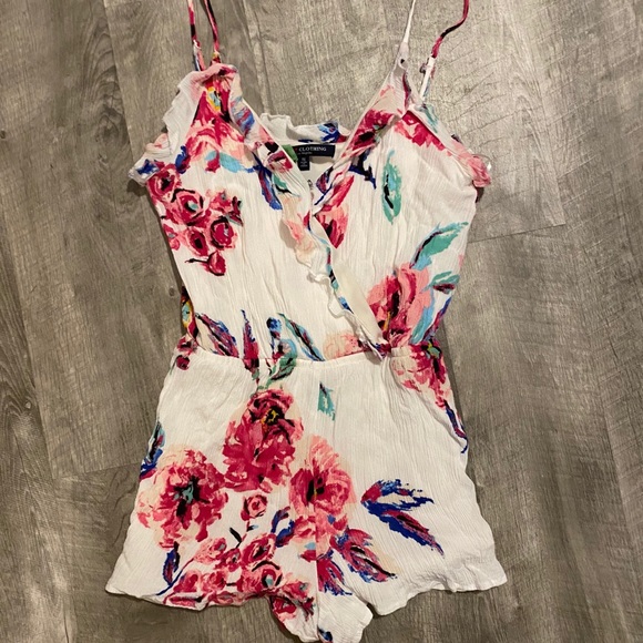 Worn Once! Floral Romper - Picture 2 of 4